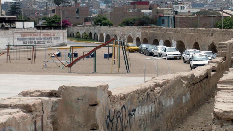 Los canales prehispánicos aún irrigan Lima, una ciudad en medio del desierto