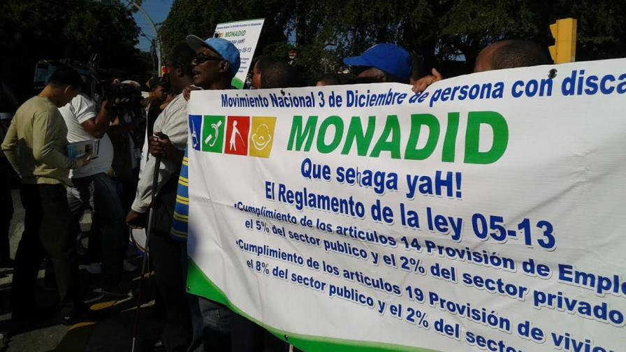 Los discapacitados piden que se elabore el reglamento de la ley que los ampara