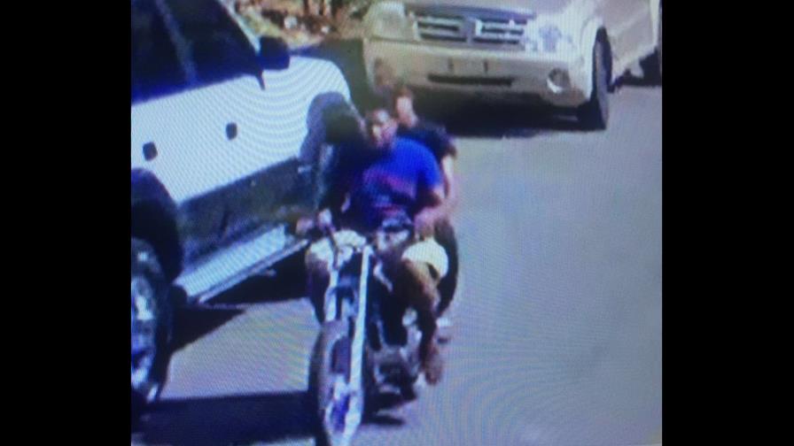 Policía publica fotografía de presuntos asesinos de un hombre en la Zona Universitaria