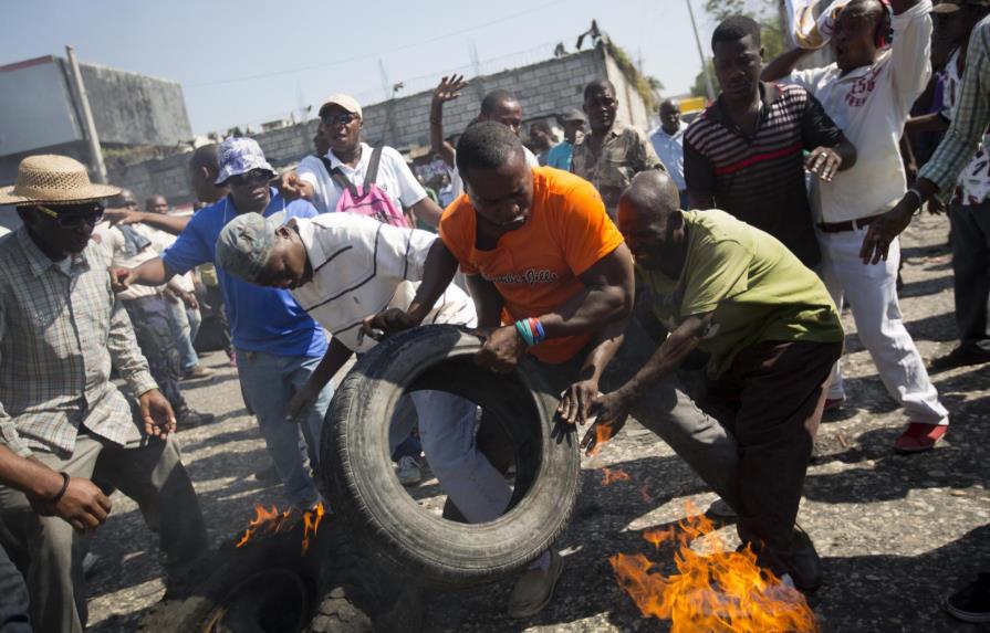 Oposición amenaza con violencia elecciones del domingo en Haití