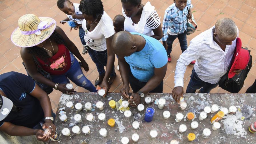 Feligreses agradecen ‘milagros’ de la Virgen, y piden protección