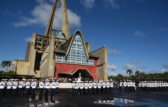 Danilo Medina participa en la misa solemne con motivo del Día de la Altagracia