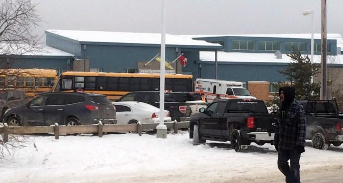 La policía acusa a un joven de 17 años por el tiroteo en una escuela de Canadá