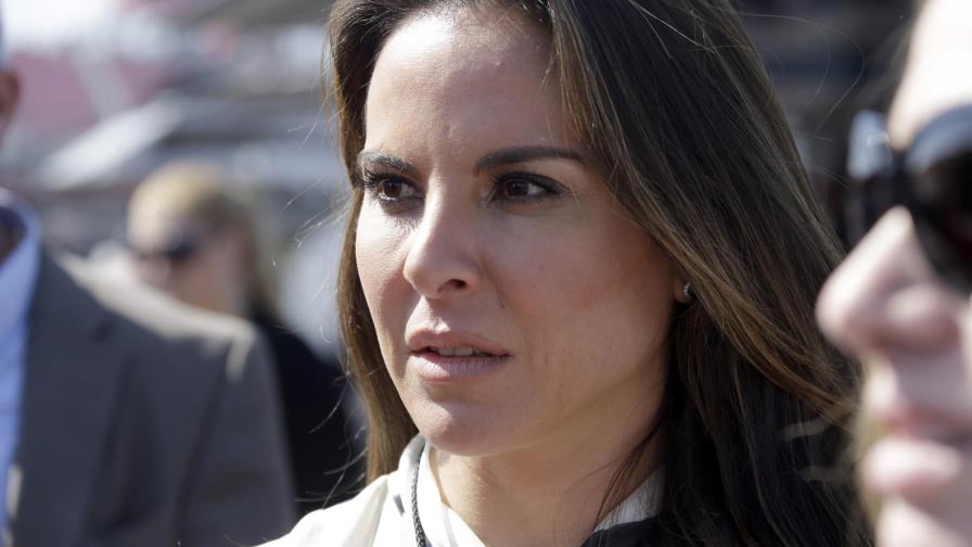 Kate del Castillo dice que el estado mexicano la quiere “destrozar”