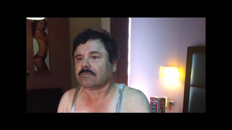 El Chapo se queja de que los recuentos y los perros no lo dejan dormir El Chapo se queja de que los recuentos y los perros no lo dejan dormir