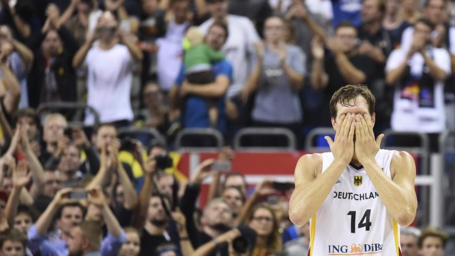 Nowitzki confirma su retirada de la selección alemana