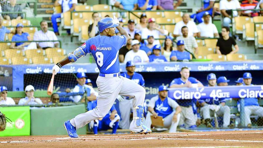 Yamaico Navarro, un bate de poder en lejano oriente Yamaico Navarro, un bate de poder en lejano oriente