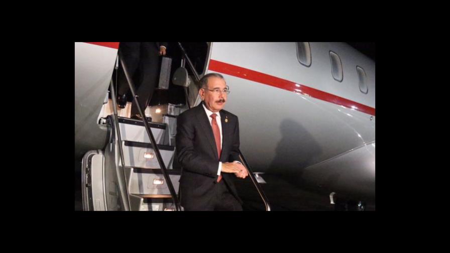 Presidente Medina retornó al país de su viaje a Ecuador 