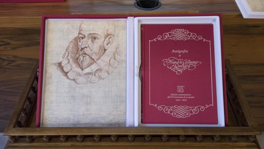 Los doce autógrafos existentes de Cervantes contienen “el ADN” del escritor 