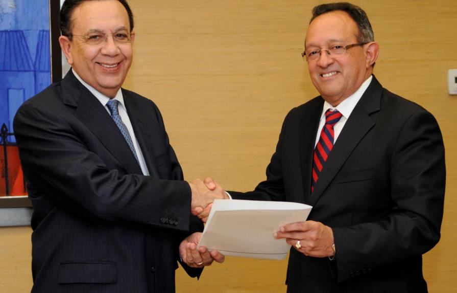 La Junta Monetaria aprueba resolución para el crédito agrícola en San Juan 