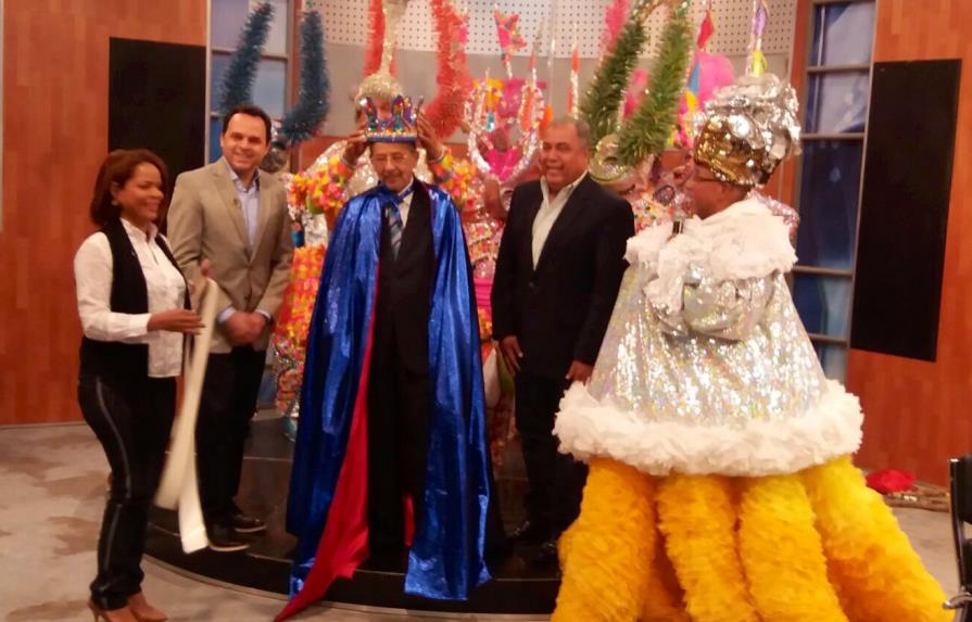 Huchi Lora Rey Momo Carnaval Santiago 2016
