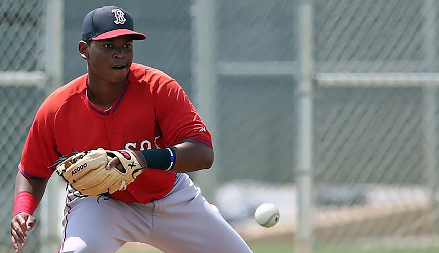 Baseball America coloca a 42 dominicanos entre los mejores prospectos
