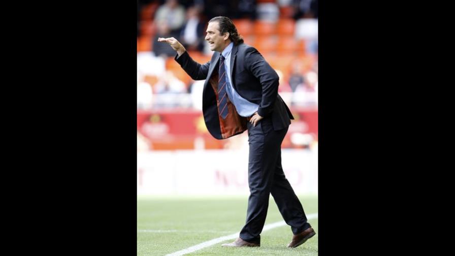 Pizzi, nuevo entrenador de Chile Pizzi, nuevo entrenador de Chile