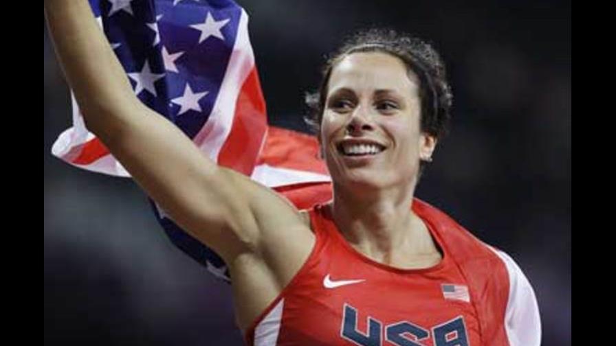 Estadounidense Suhr logra récord del mundo de salto con pértiga bajo techo