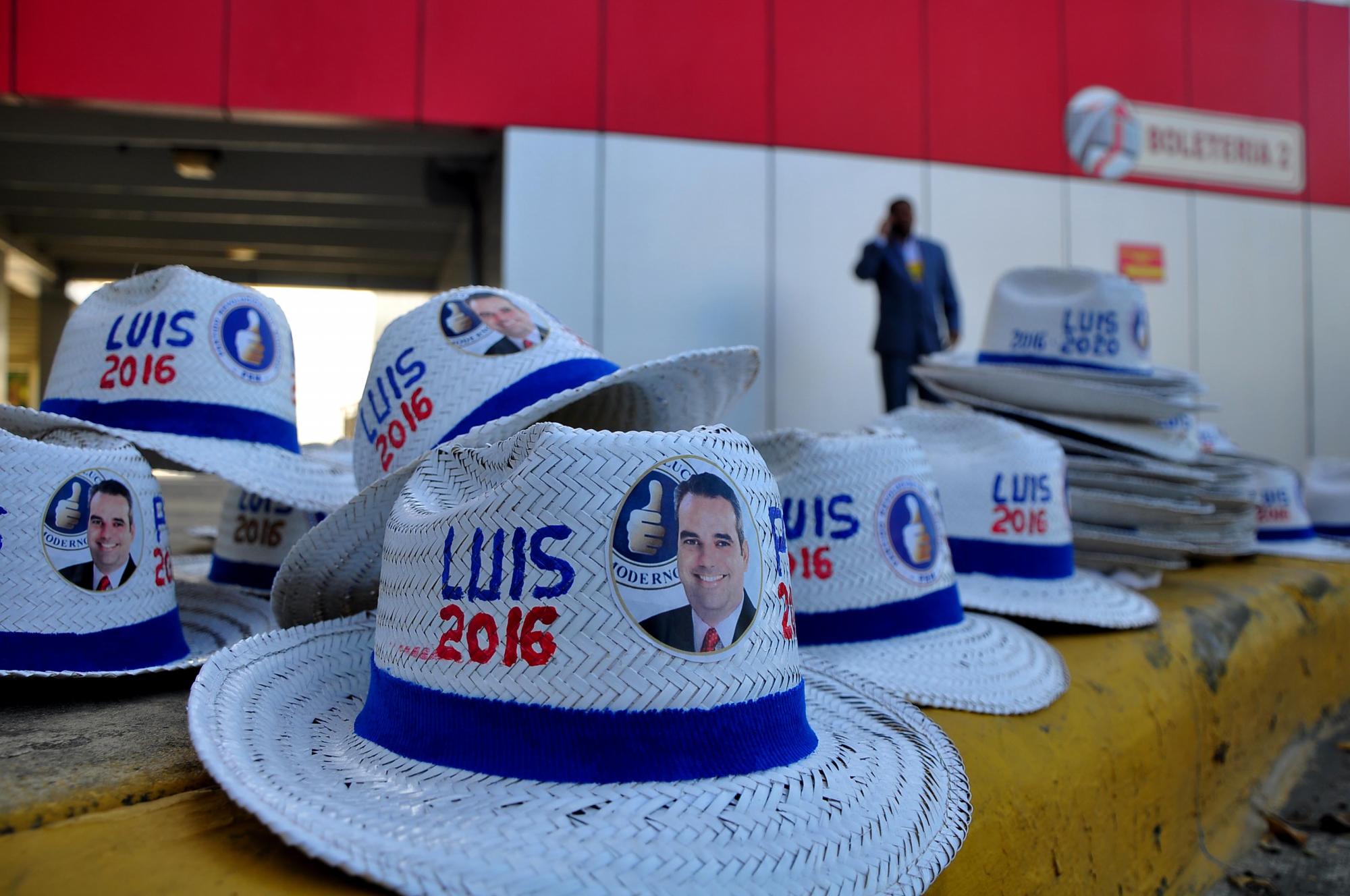 Los sombreros de la campaña de Luis Abinader