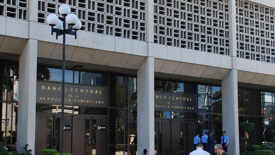 En enero, el dólar sube 0.3% con relación al valor del peso En enero, el dólar sube 0.3% con relación al valor del peso