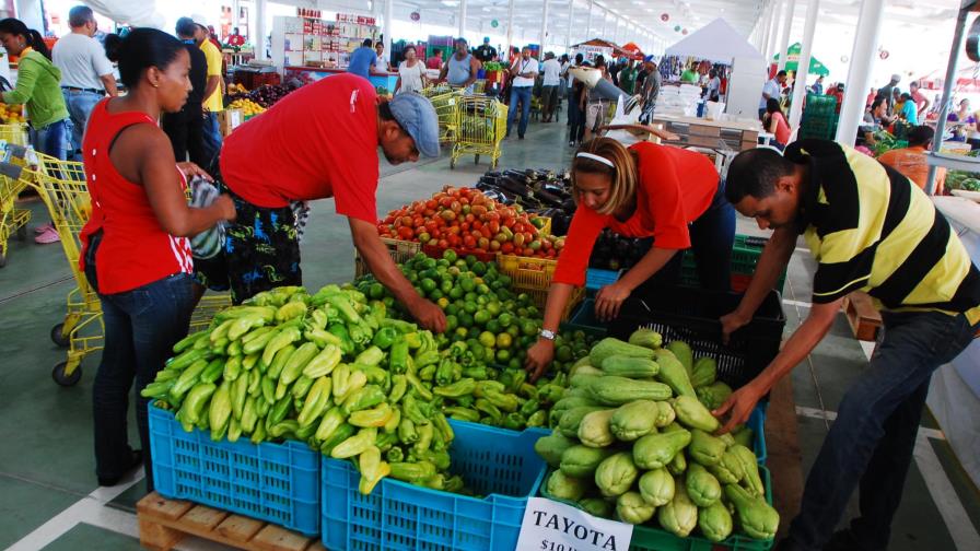 Se registran bajas en precios de algunos alimentos en mercado Se registran bajas en precios de algunos alimentos en mercado