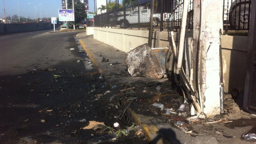 Cuatro personas mueren calcinadas en accidente automovilístico Cuatro personas mueren calcinadas en accidente automovilístico