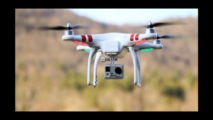 Ministerio de Medio Ambiente utilizará drones en la vigilancia de las áreas protegidas Ministerio de Medio Ambiente utilizará drones en la vigilancia de las áreas protegidas