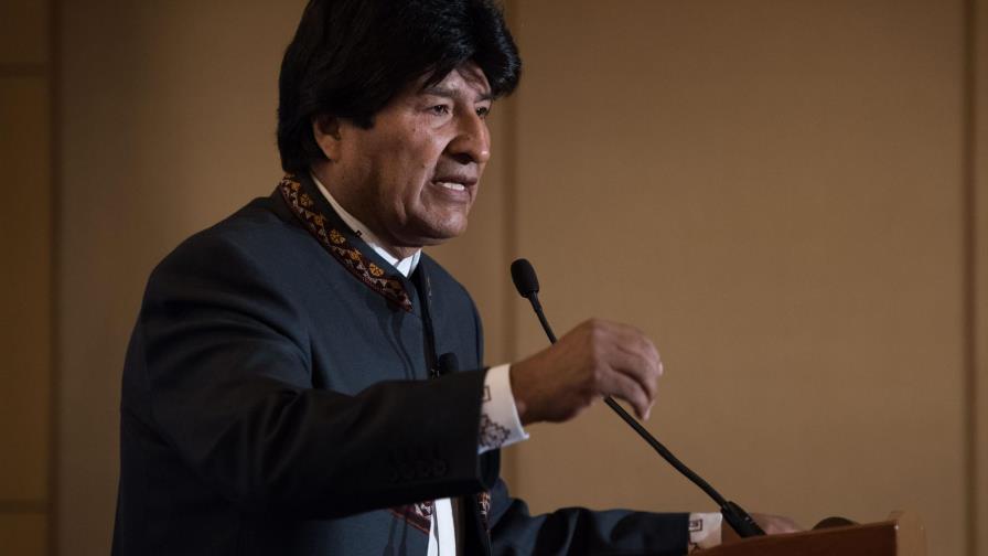 Bolivia creará una empresa estatal de transporte terrestre de carga