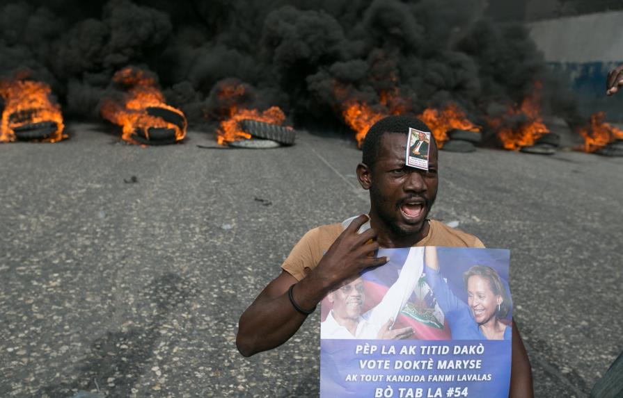 Martelly llama a los haitianos al cese de la violencia