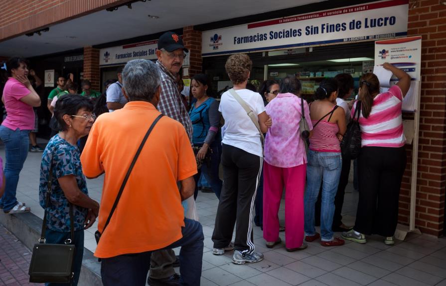 La cada vez más complicada tarea de encontrar medicamentos en Venezuela