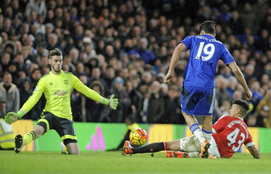 Diego Costa rescata al Chelsea y le da empate 1-1 ante el United 