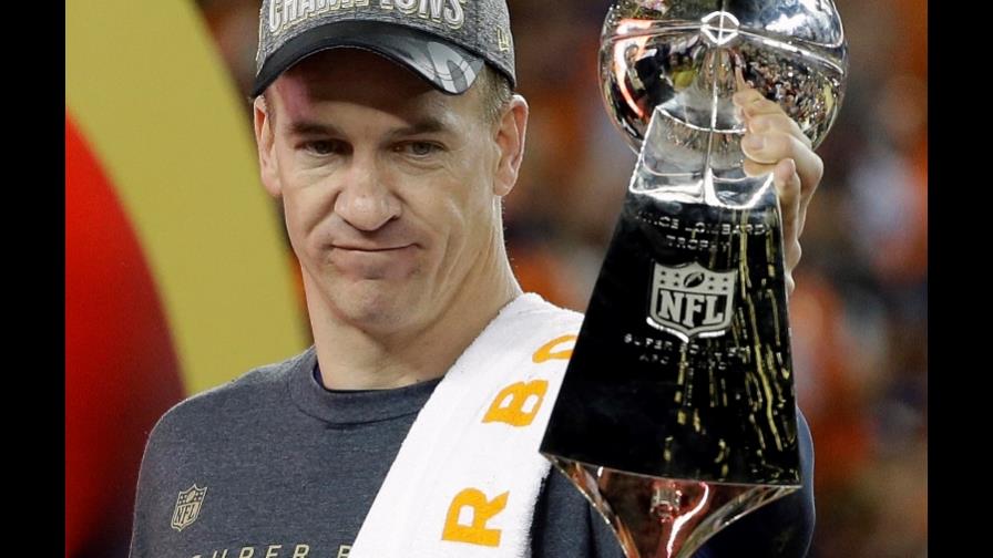 Peyton Manning victorioso de nuevo, aunque sin brillar en el Super Bowl