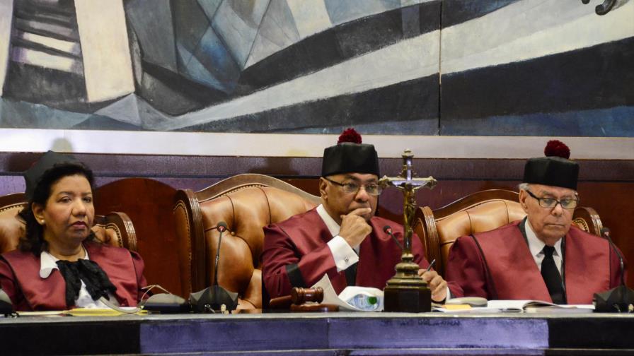 El Senado pide revisar nueva Ley de Notarios El Senado pide revisar nueva Ley de Notarios