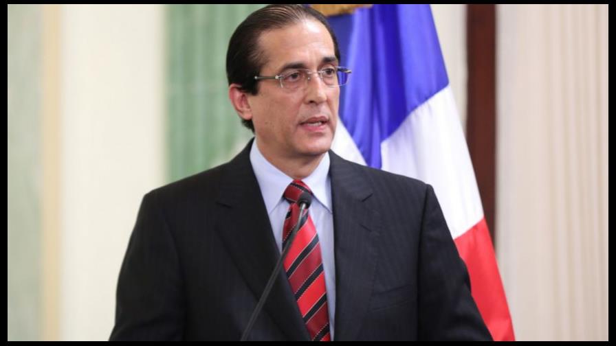 Presidencia afirma es  inapropiado premio dado a Vargas Llosa