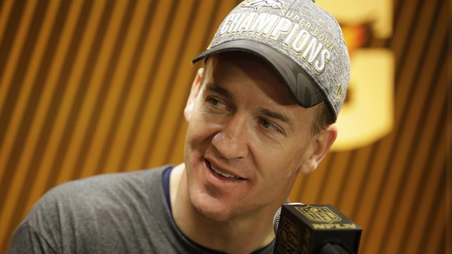 Budweiser no le pagó a Manning por mención tras Super Bowl 