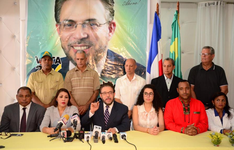 Guillermo Moreno plantea que Danilo Medina tome licencia