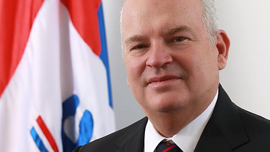 Juan Cohen: “los sistemas populistas y clientelistas le corren al debate de las ideas”