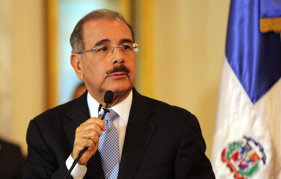 Presidente Medina emite decreto en prevención del virus zika 