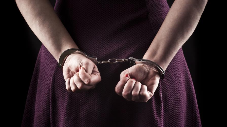 Apresan tres hermanas que ultimaron adolescente en La Romana