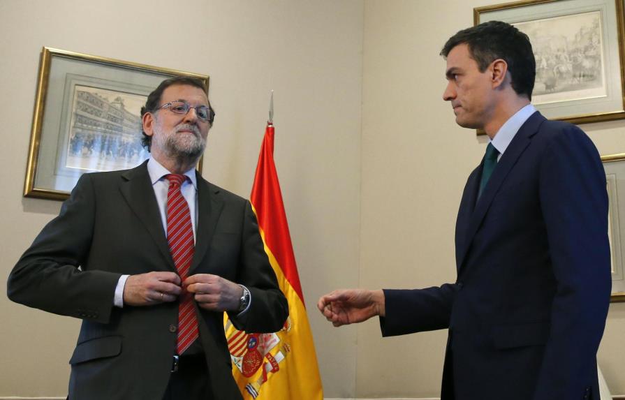 Rajoy y socialistas no acercan posturas para avanzar en un nuevo Gobierno