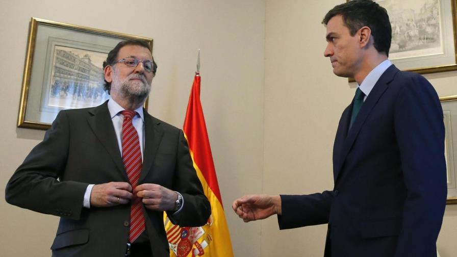 Rajoy y socialistas no acercan posturas para avanzar en un nuevo Gobierno Rajoy y socialistas no acercan posturas para avanzar en un nuevo Gobierno