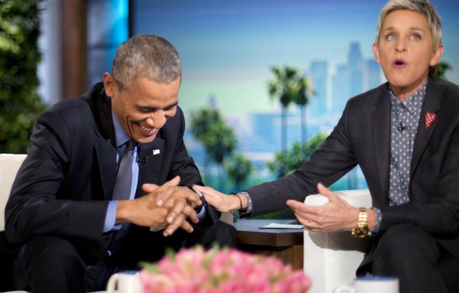 Obama recita poema de amor a esposa en transmisión nacional 