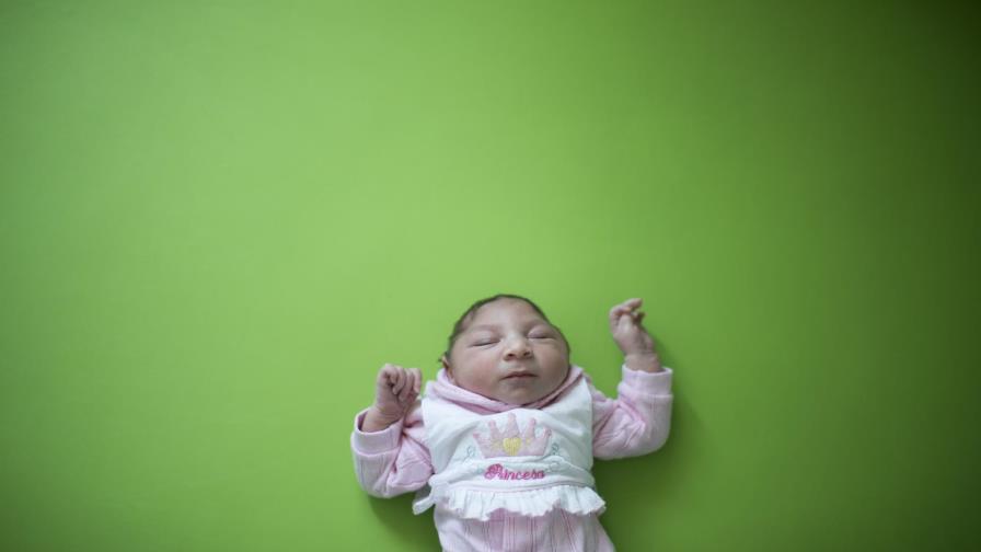 Aumenta enfermedad neurológica en brote de zika, según OMS