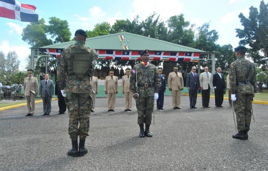 El Ejército de República Dominicana reconoce a pasados comandantes