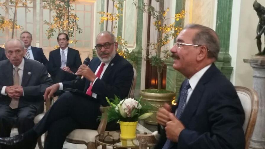 Danilo Medina sobre la reelección: es difícil resistirse a la demanda de la población