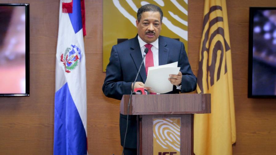 La JCE suspende el “barrilito” y decide sobre el pedido de los partidos La JCE suspende el “barrilito” y decide sobre el pedido de los partidos