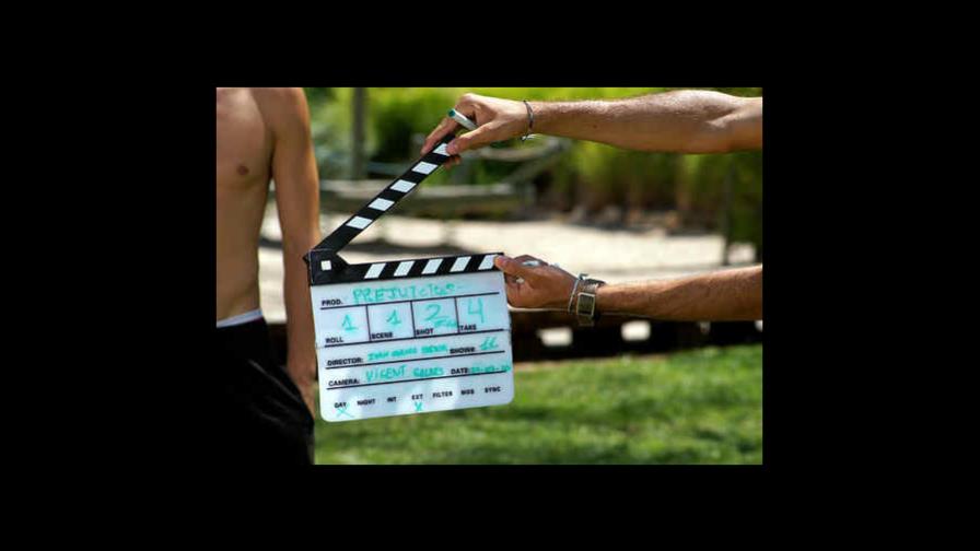 California sopesa nuevas regulaciones de salud al cine porno 