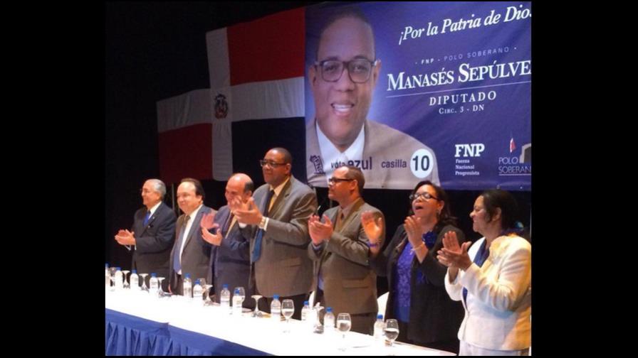 Periodista Manasés Sepúlveda presenta candidatura a diputado