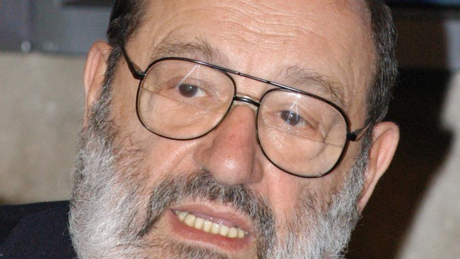 El escritor italiano Umberto Eco fallece a los 84 años