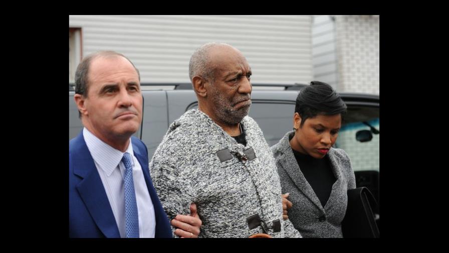 Rechazan aplazar declaración de la esposa de Cosby