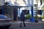 Policía dice que hijo estranguló a mujer hallada muerta en su casa en Santiago Policía dice que hijo estranguló a mujer hallada muerta en su casa en Santiago