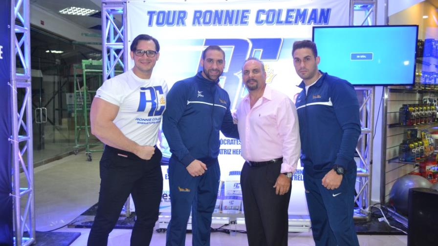  Universal Fitness en Plaza Central, para una vida sana y ejercitada 