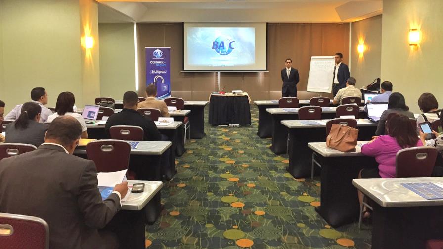 Organismo internacional capacita a auditores de República Dominicana