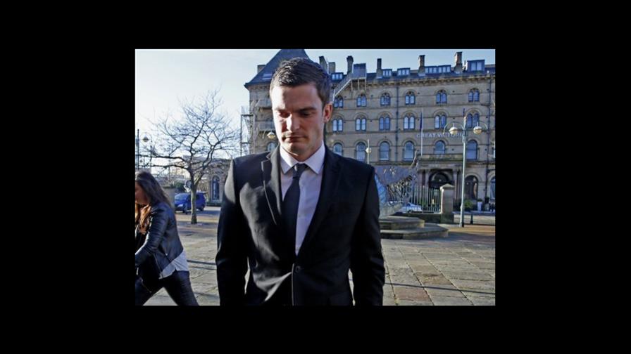 Adam Johnson: Sólo besé a menor de edad